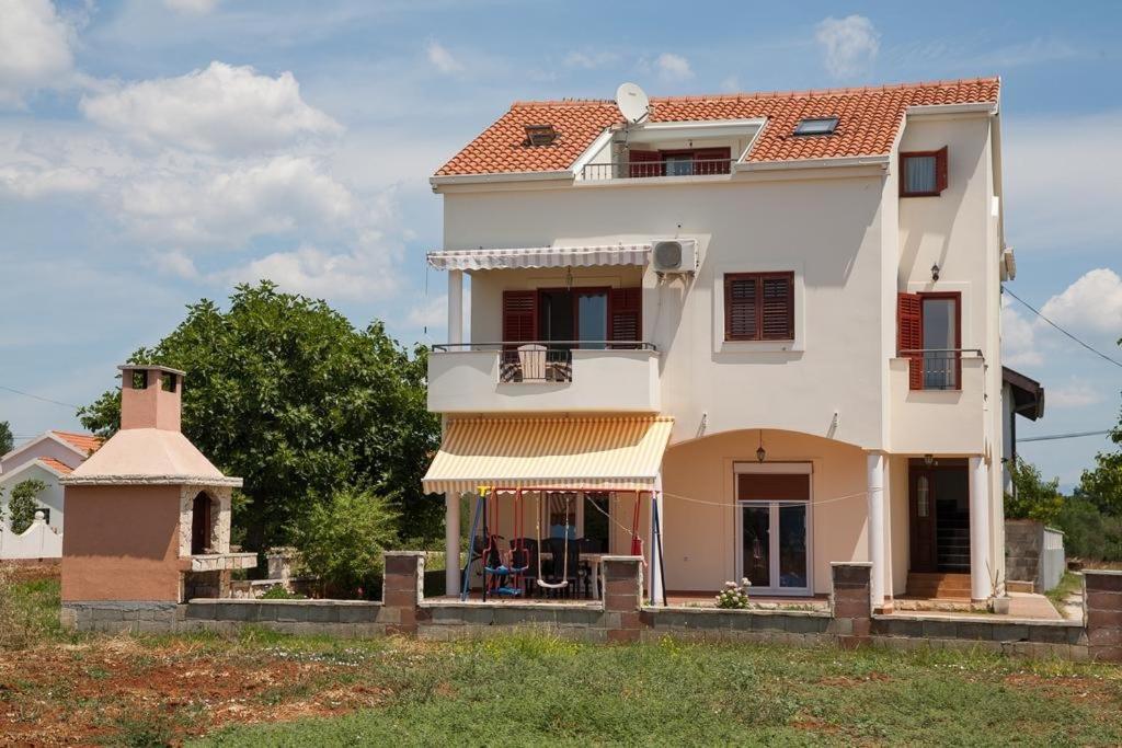 Apartments By The Sea Sukosan, Zadar - 12313 Экстерьер фото